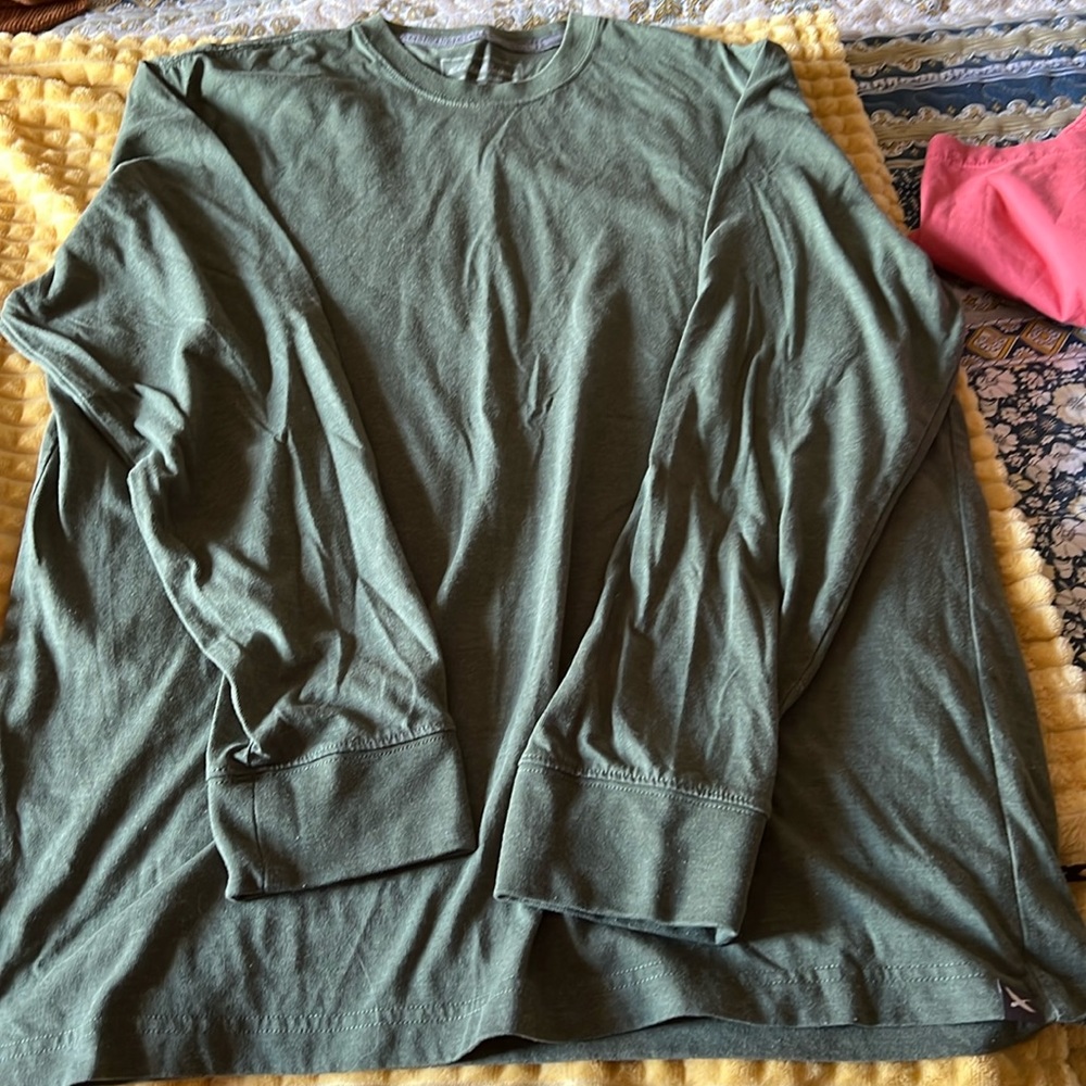 Eddie Bauer long sleeve t shirt